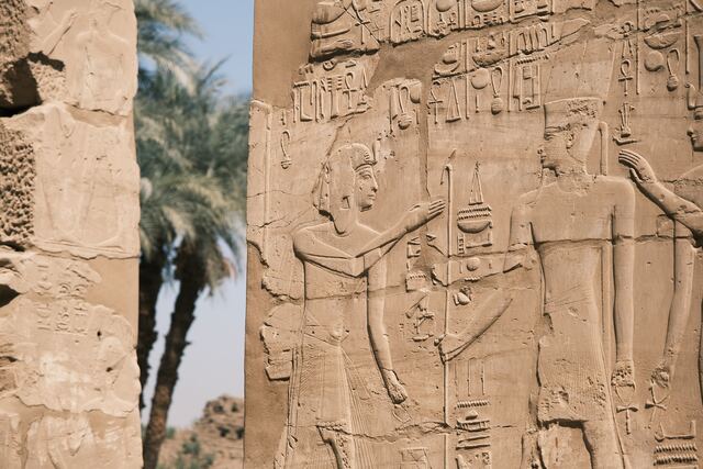 Relik peradaban Mesir kuno yang menggambarkan masa kejayaan Ratu Cleopatra